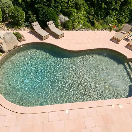 1 Piece 16 M2 Climatise 2 Personnes Piscine Partagee * ポルトヴェッキオ