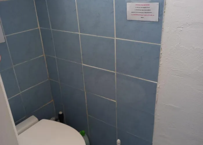 1 Piece 16 M2 Climatise 2 Personnes Piscine Partagee פורטו-וישיו